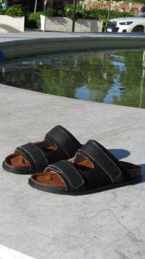 ATLANTIS NEGRO GAMUZA